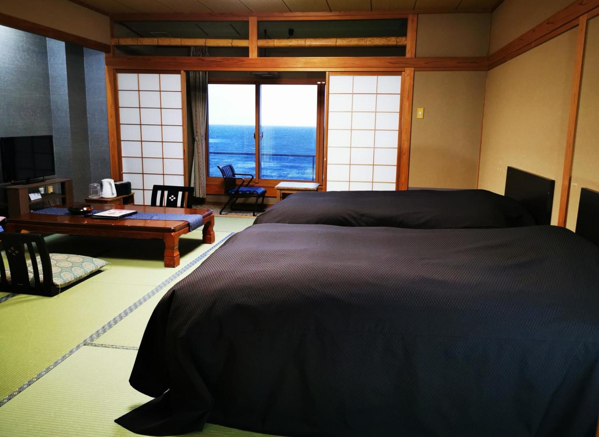 Yura Onsen Yaotome Hotell Tsuruoka Exteriör bild