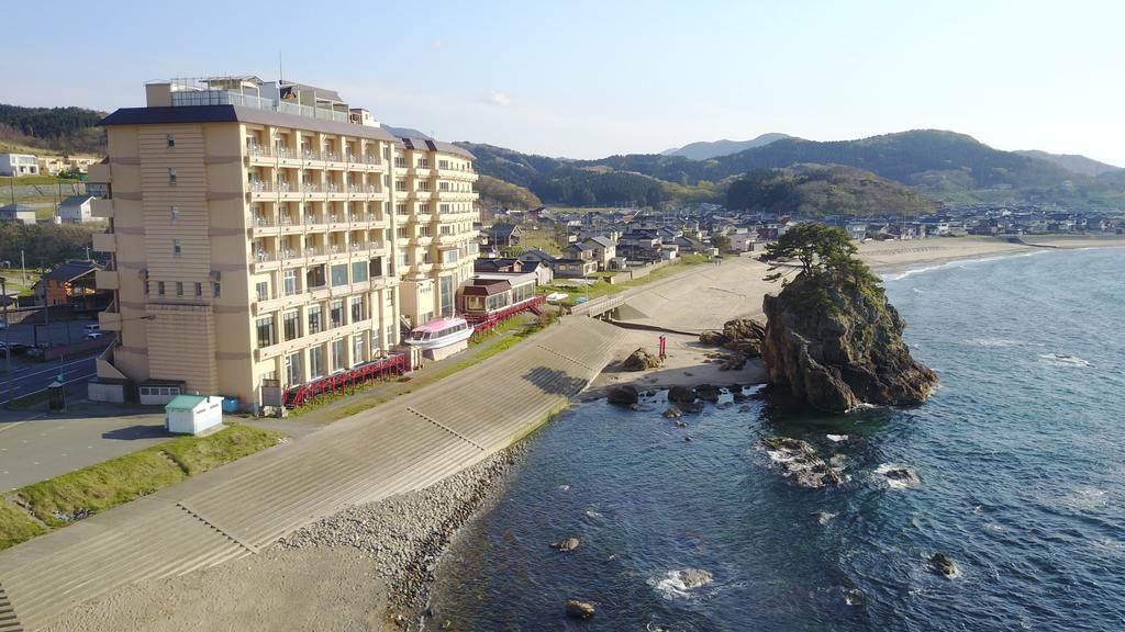Yura Onsen Yaotome Hotell Tsuruoka Exteriör bild